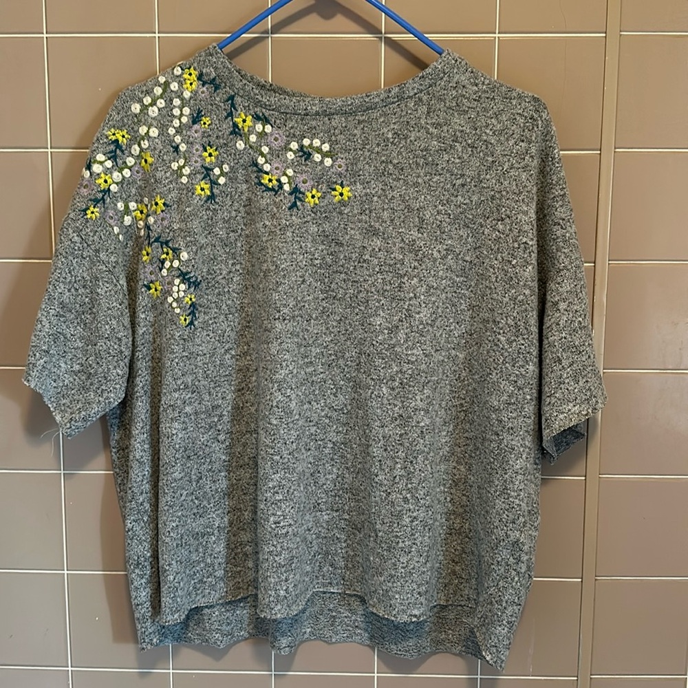 H&M Floral Embroidered Knit Blouse